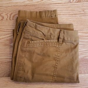 Old Navy Pixie Khaki pants